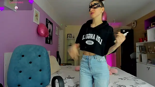 dark summer online show from February 2026 05:14:01 PM