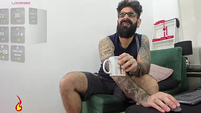 Harald Smed online show from November 2025 01:28:01 PM