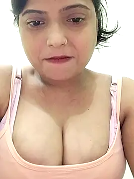 Hot-Pooja25 online show from September 2025 06:29:01 PM