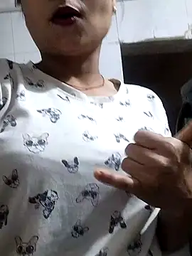 Hot-Pooja25 online show from September 2025 04:07:02 AM