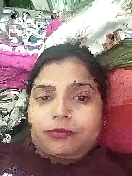 Hot-Pooja25 online show from April 2026 04:52:02 PM