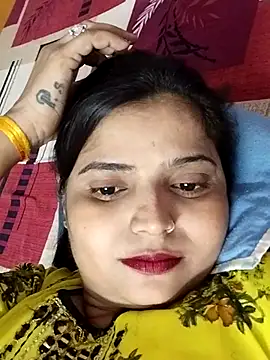Hot-Pooja25 online show from April 2026 03:19:02 PM
