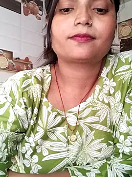 Hot-Pooja25 online show from April 2026 12:07:02 PM