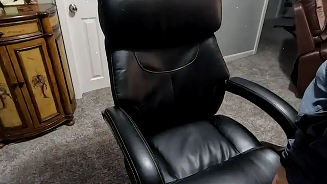 Mickelangello75 online show from September 2025 03:29:02 PM