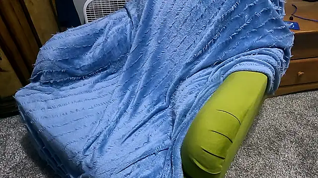 Mickelangello75 online show from November 2025 05:14:02 AM