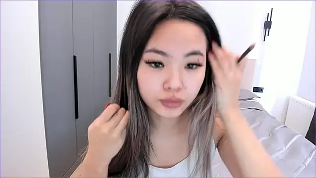 Maakimita online show from October 2025 07:27:01 AM