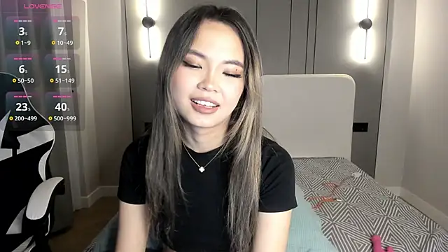 Snapshot of Maakimita chatting on June 2026 06:45:02 PM Maakimita online show from June 2026 06:45:02 PM