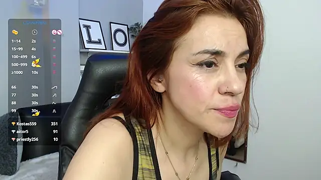 Snapshot of KendallWood_ chatting on July 2026 06:47:02 AM KendallWood online show from July 2026 06:47:02 AM