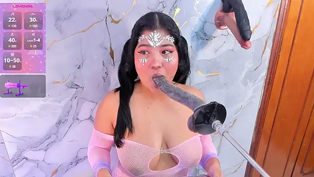 mysticlatina1 online show from April 2026 12:12:02 PM