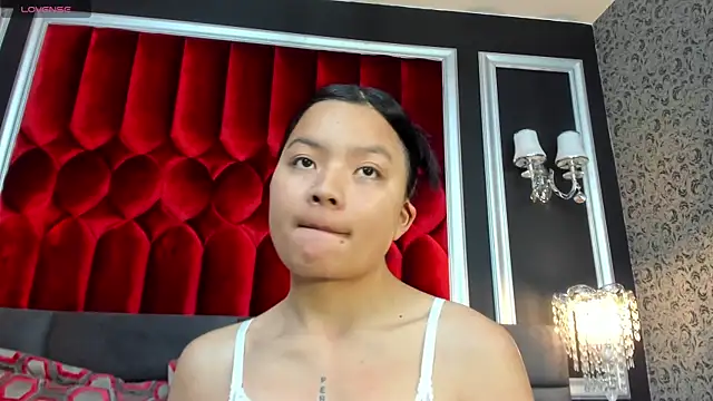 SharonBonet online show from December 2025 11:15:01 AM