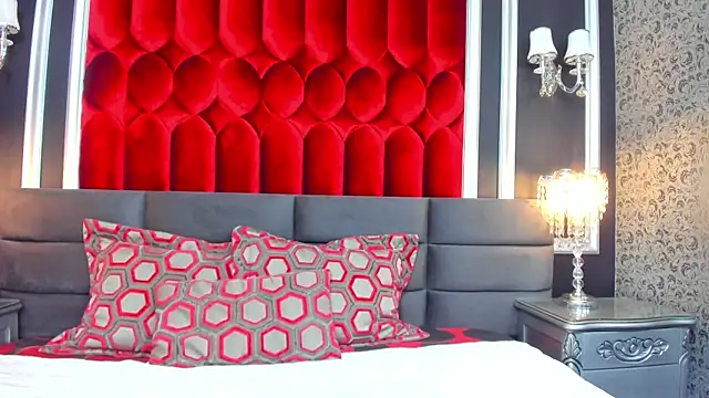 SharonBonet online show from December 2025 12:04:01 PM