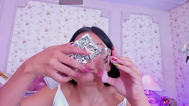 SharonBonet online show from February 2026 11:32:01 AM