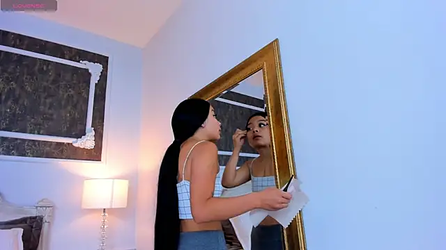 SharonBonet online show from October 2025 11:19:01 AM