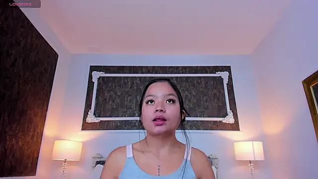 SharonBonet online show from September 2025 05:26:02 PM