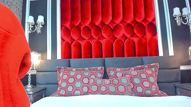 SharonBonet online show from December 2025 11:42:01 AM