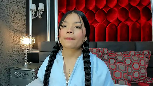 SharonBonet online show from November 2025 12:43:01 PM