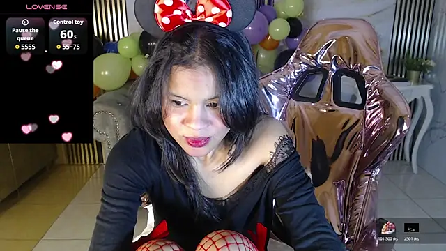 catalina5 s online show from October 2025 12:59:02 PM