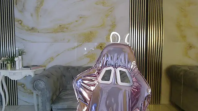 catalina5 s online show from February 2026 01:07:02 PM