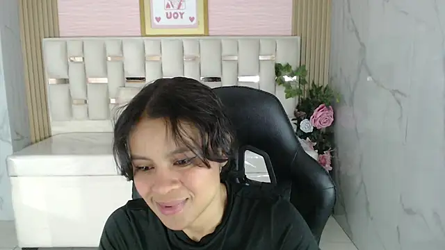 catalina5 s online show from March 2026 03:19:01 AM