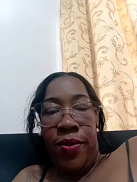 Snapshot of Gracce-Smith chatting on September 2025 03:51:01 PM Gracce-Smith online show from September 2025 03:51:01 PM