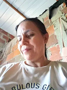 Lucerito-Hot online show from September 2025 02:57:02 PM