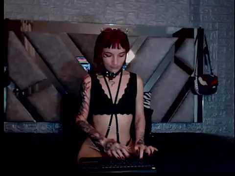 Inferno Molly online show from September 2025 09:09:01 PM