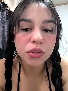 Daniela-rosee online show from November 2025 09:26:01 PM