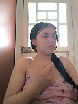 Snapshot of Daniela-rosee chatting on May 2026 03:00:01 PM Daniela-rosee online show from May 2026 03:00:01 PM