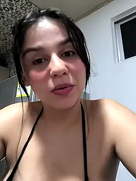 Snapshot of Daniela-rosee chatting on September 2025 12:17:02 AM Daniela-rosee online show from September 2025 12:17:02 AM