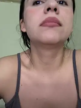 Daniela-rosee online show from July 2026 11:33:01 PM