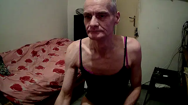 hobybobbi online show from October 2025 04:52:01 PM