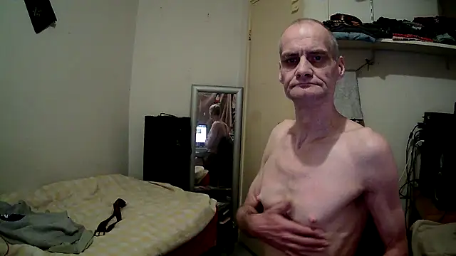 hobybobbi online show from October 2025 06:08:02 PM