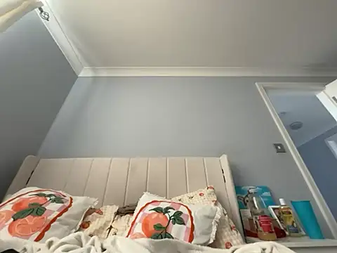 petitelucyXoxx online show from June 2026 10:53:01 AM
