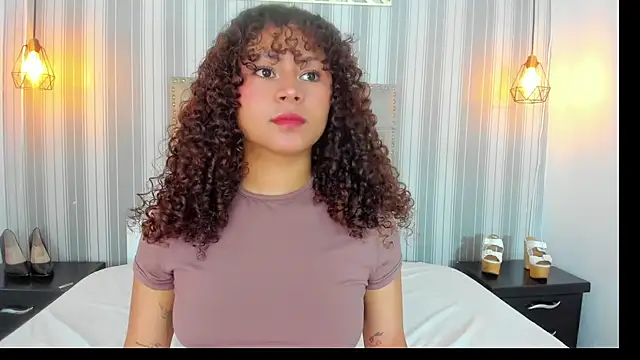Snapshot of Sofiapassionne chatting on July 2026 01:56:02 PM Sofiapassionne online show from July 2026 01:56:02 PM