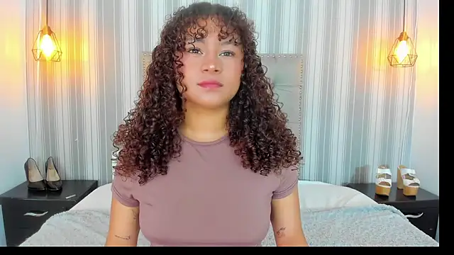 Snapshot of Sofiapassionne chatting on July 2026 01:30:02 PM Sofiapassionne online show from July 2026 01:30:02 PM