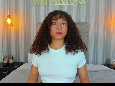 Snapshot of Sofiapassionne chatting on July 2026 02:51:01 PM Sofiapassionne online show from July 2026 02:51:01 PM