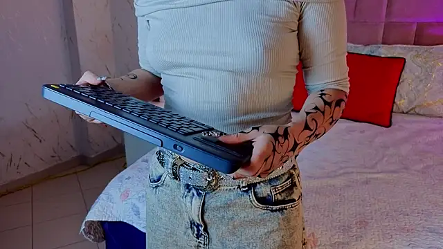 RobinBennett online show from April 2026 01:39:02 PM