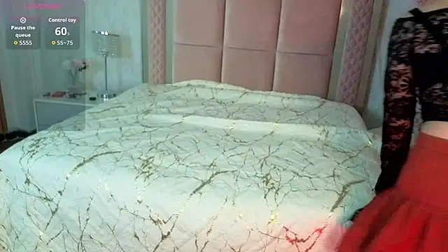 RobinBennett online show from October 2025 12:04:01 PM