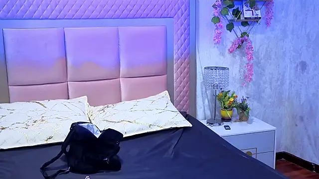 RobinBennett online show from October 2025 12:07:01 PM