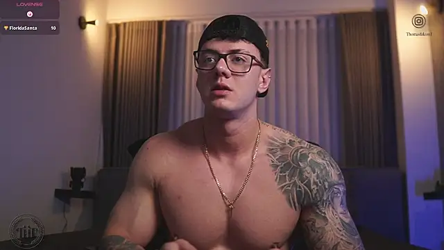 Thomas Falcon online show from November 2025 02:18:02 AM