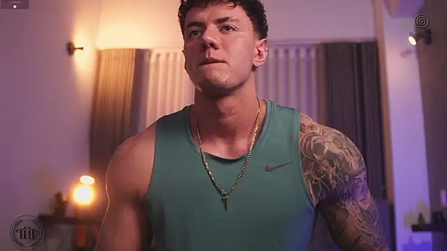 Thomas Falcon online show from October 2025 11:25:02 PM