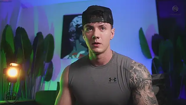 Thomas Falcon online show from December 2025 12:10:02 AM