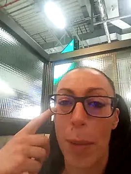 Snapshot of Astrid3 chatting on October 2025 04:50:01 PM Astrid3 online show from October 2025 04:50:01 PM