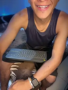 Boyxcock7 online show from March 2026 04:33:01 AM