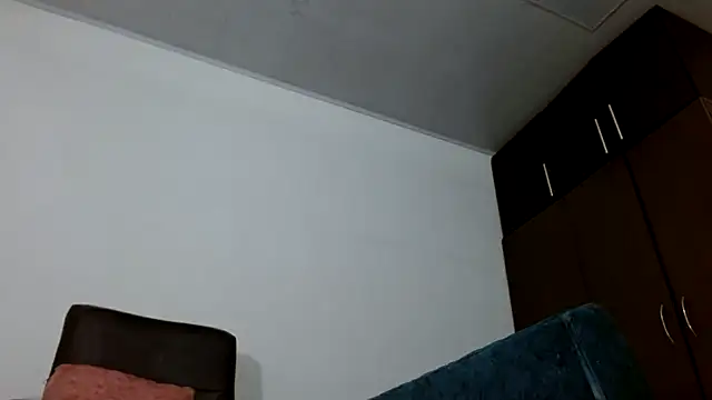 Nataly Burning online show from May 2026 01:02:02 AM
