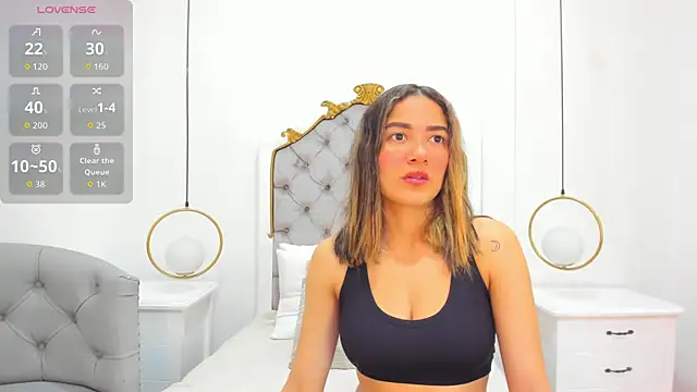 Skylerwhite02 online show from March 2026 03:25:01 AM