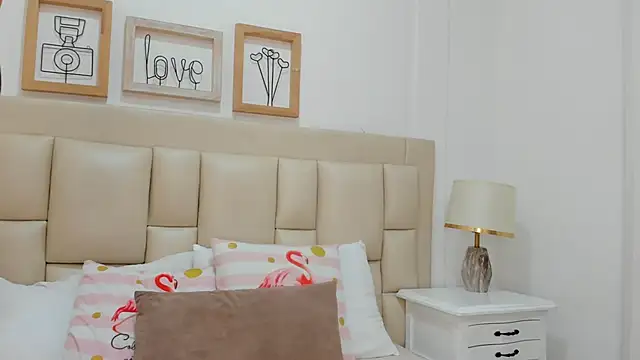 Skylerwhite02 online show from February 2026 07:57:02 PM