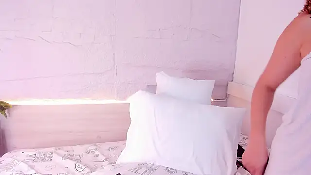 marianarey1  online show from October 2025 12:48:02 PM