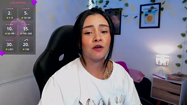 MarilynWhite  online show from December 2025 06:30:01 PM