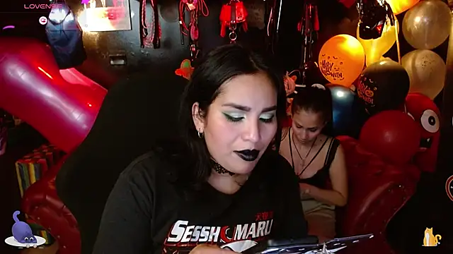 Snapshot of Bom_BomXX chatting on November 2025 12:15:02 AM Bom BomXX online show from November 2025 12:15:02 AM